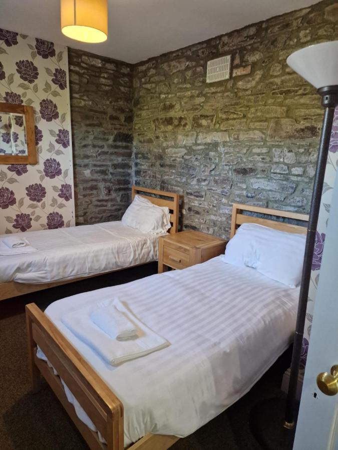 Broadway House Bed & Breakfast Laugharne Bagian luar foto